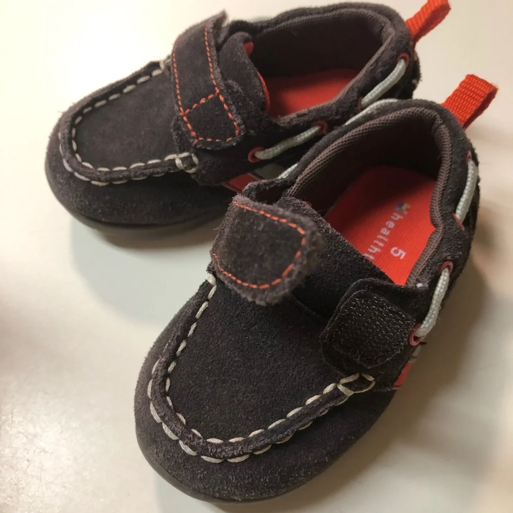 Healthtex Brown Suede Baby shoes size 5